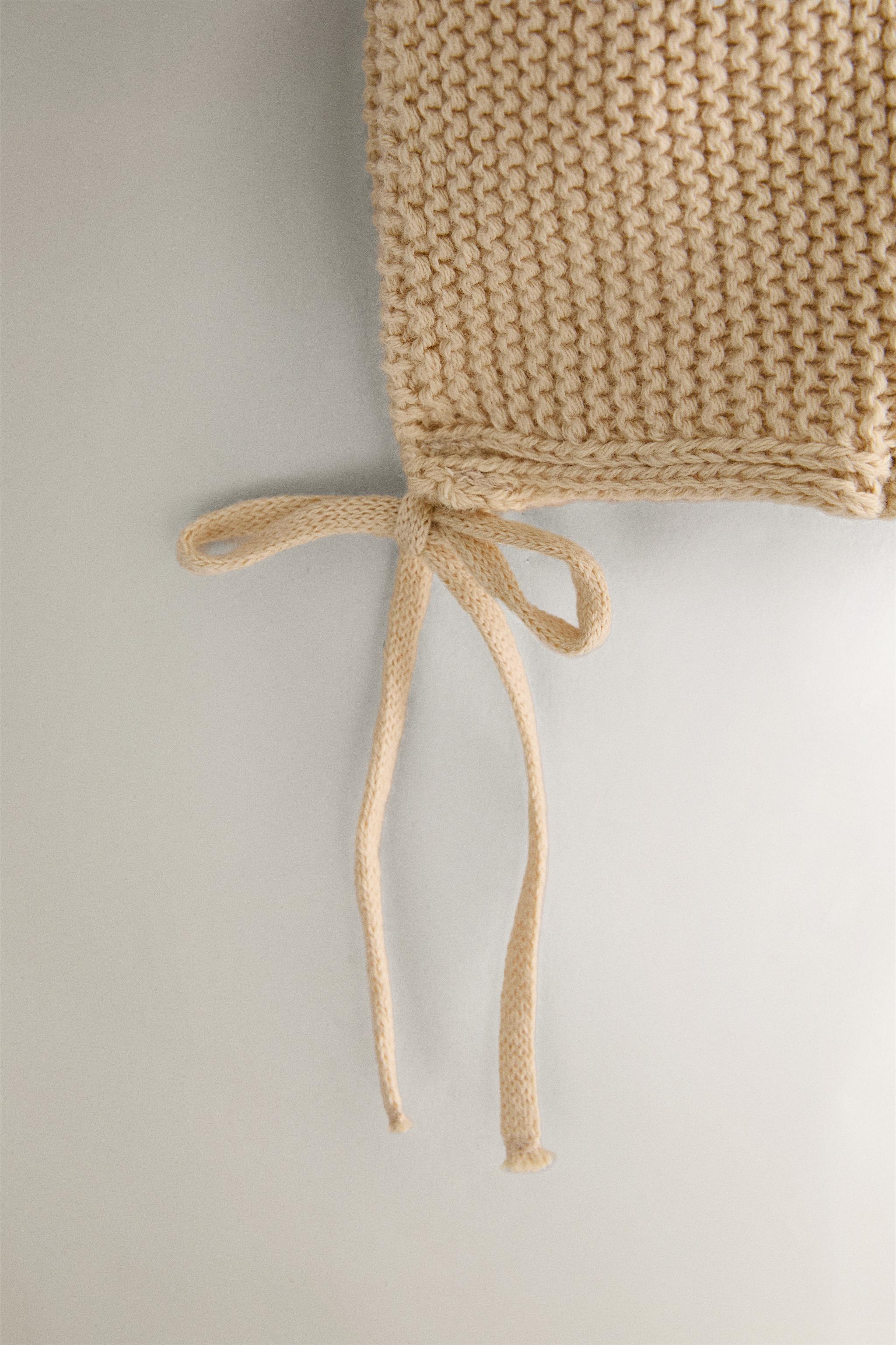 CHUNKY KNIT BABY BONNET